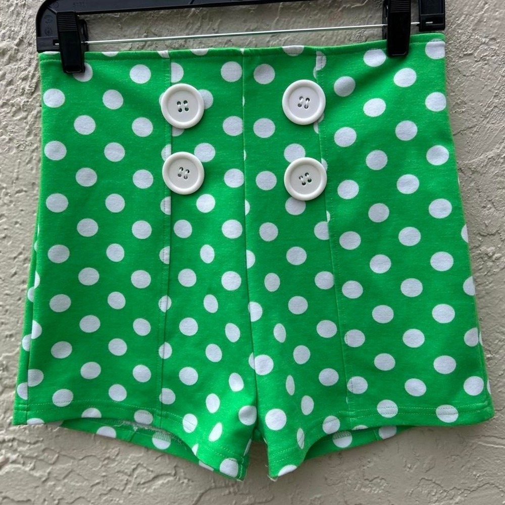 green polka dot shorts resemble a 1950s style size M